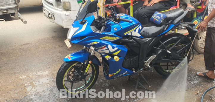 Suzuki gixxer sf